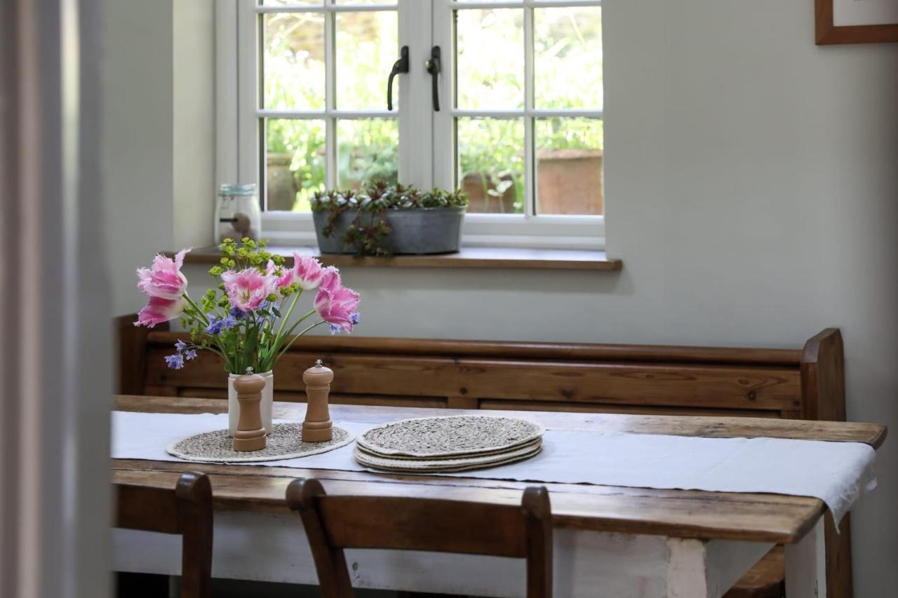 Coombers Mead Cottage Tetbury Esterno foto